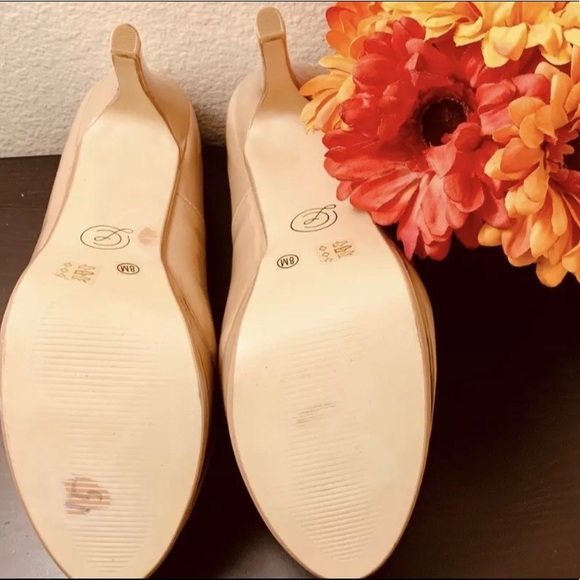 Chinese Laundry Beige Size 8 Wow Platform Pump NWO - Picture 7 of 8